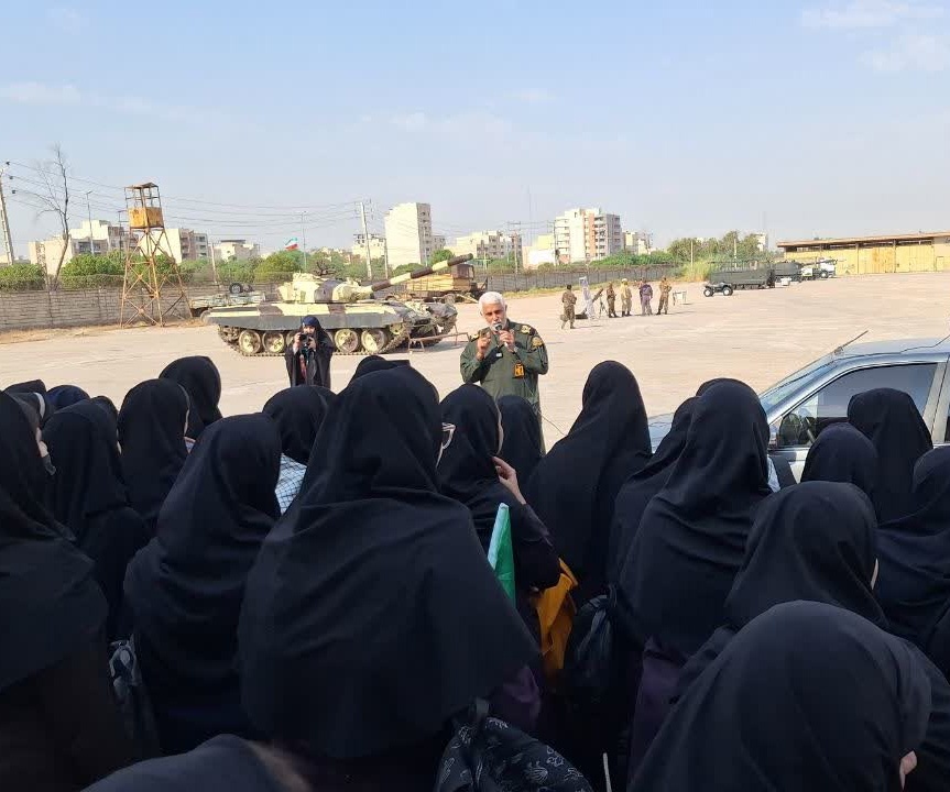میزبانی ارتش از دوازدهمین گشت گردشگری دفاعمقدس خوزستان