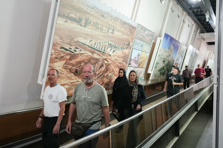 رویای سفر به ایران را به واقعیت تبدیل کنید/ کشوری وصف ناشدنی با مردمی دوست داشتنی و مهمان نواز/ تفاوت زمین تا آسمان میان ایران معرفی شده با واقعیت موجود رویای سفر به ایران را به واقعیت تبدیل کنید/ کشوری وصف ناشدنی با مردمی دوست داشتنی و مهمان نواز/ تفاوت زمین تا آسمان میان ایران معرفی شده با واقعیت موجود