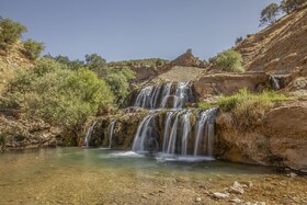 گریت، آبشاری پلکانی در دل کوه‌های لرستان