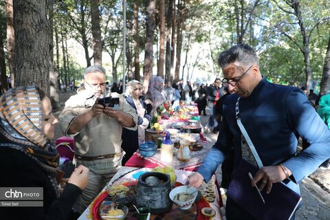 پنجمین جشنواره هیوا در باغ شهر گیوی استان اردبیل