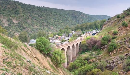 تدوین و ارسال پرونده ثبت جهانی روستای بیشه خرم‌آباد