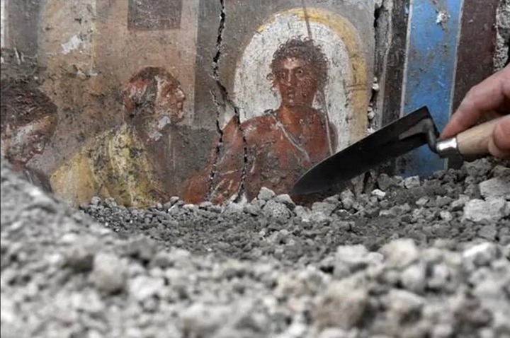 کشف یک خانه باستانی کوچک در ویرانههای پمپئی