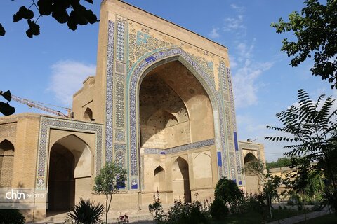 کارگاه صنایع دستی  محصولات نمدی در مصلی تاریخی مشهد