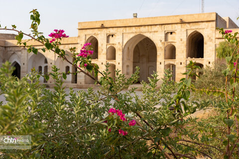 کاروانسرای مشیرالملک برازجان