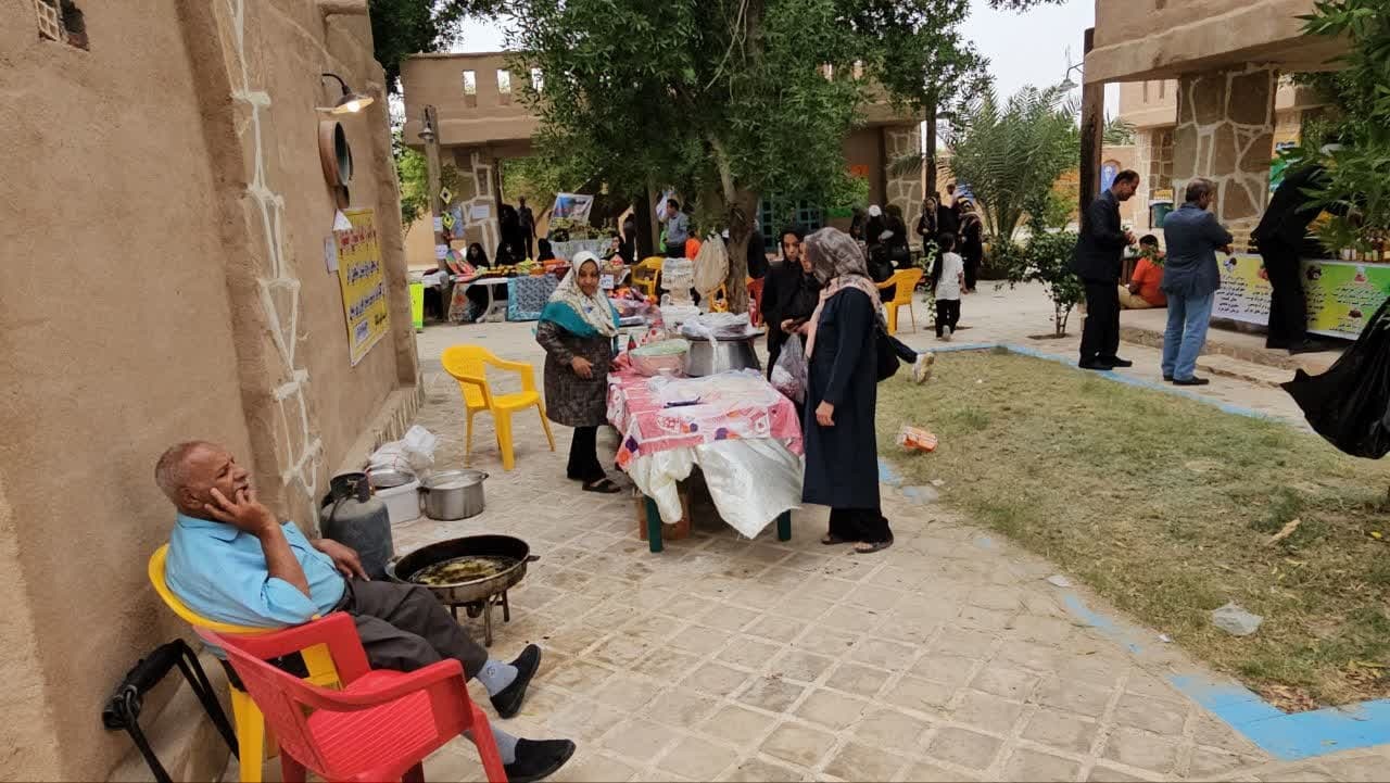 اولین جشنواره ملی محصولات کنجدی بهبهان برگزار شد