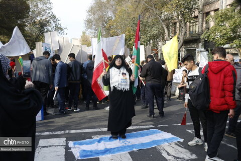 راهپیمایی 13 آبان در تبریز