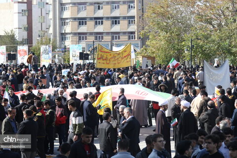 راهپیمایی 13 آبان در تبریز