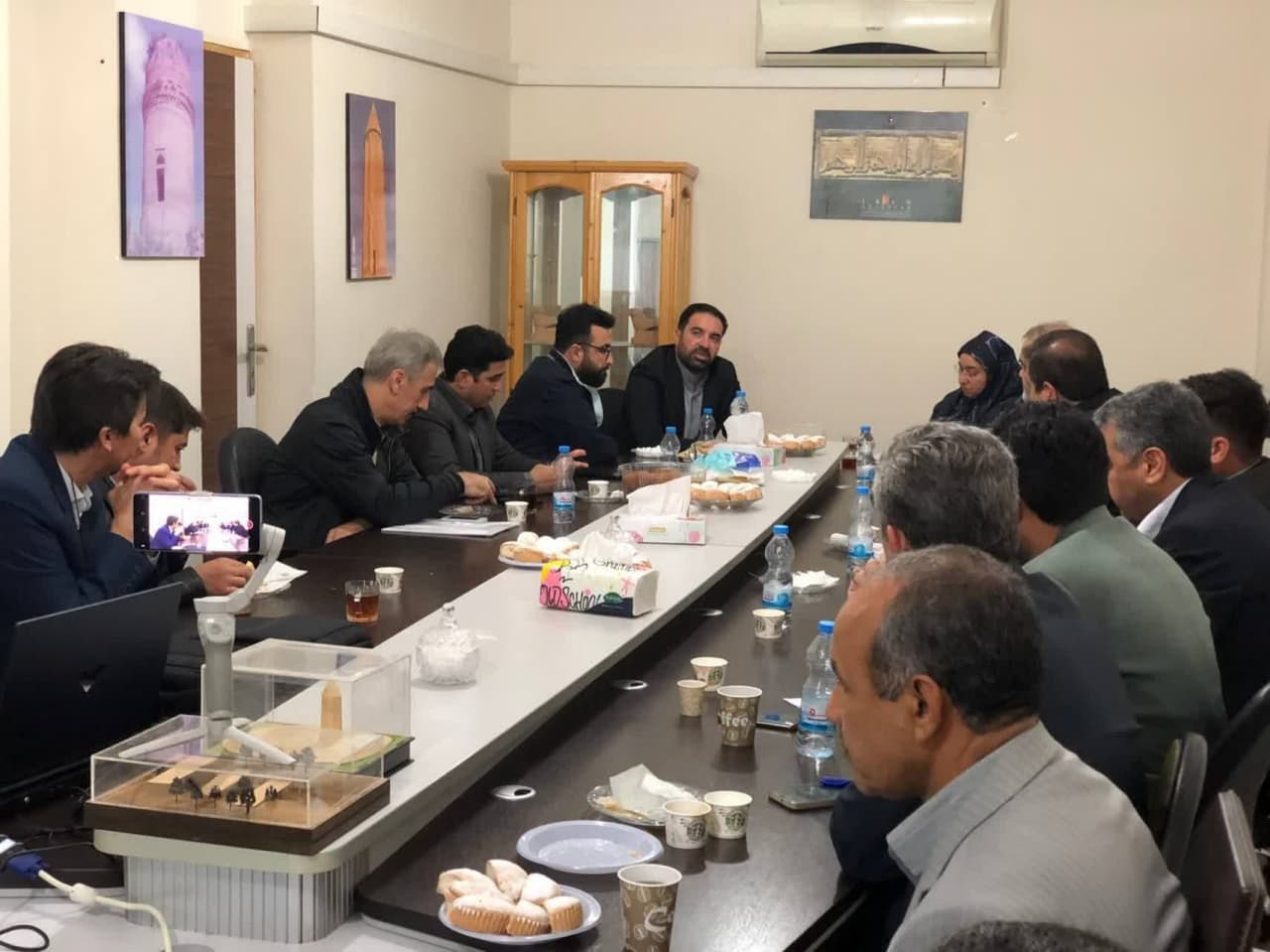 بررسی مشکلات میراثفرهنگی گنبدکاووس باحضور مدیرکل ثبت و حریم وزارت میراثفرهنگی/طرح گردشگری مجموعه سوارکاری گنبدکاووس تدوین شود