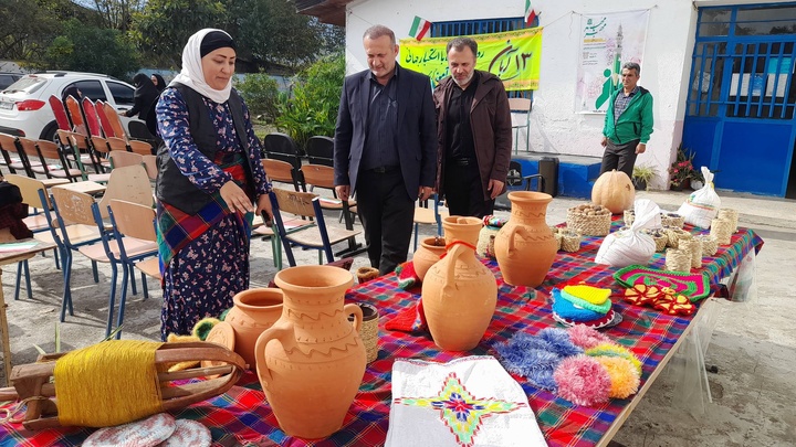 جشنواره وحدت اقوام ایران در تنکابن در حال برگزاری است