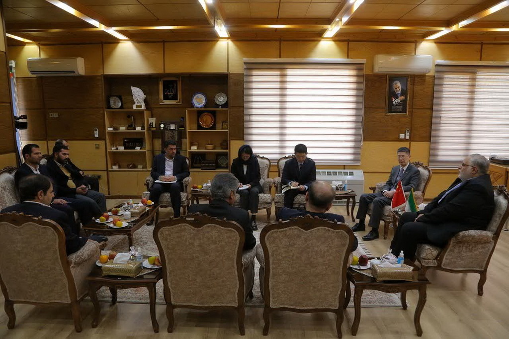 قزوین پایتخت خوشنویسی است/ جایگاه ویژه خوشنویسی در فرهنگ چین