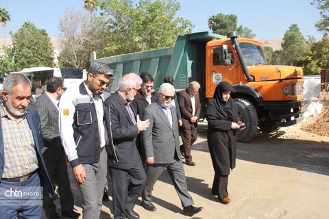 بازدید قائم‌مقام وزیر و معاون میراث‌فرهنگی کشور از پروژه خط ۲ مترو شیراز و محور زندیه