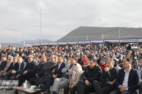 اولین جشنواره بهار در پاییز در شهرستان گرمی