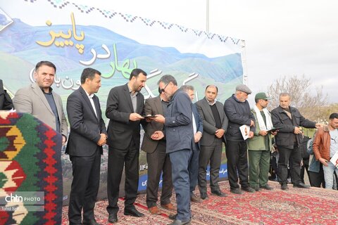 اولین جشنواره بهار در پاییز در شهرستان گرمی