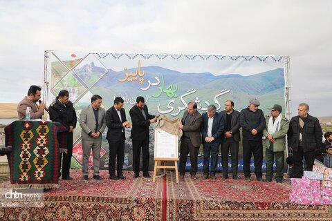 اولین جشنواره بهار در پاییز در شهرستان گرمی