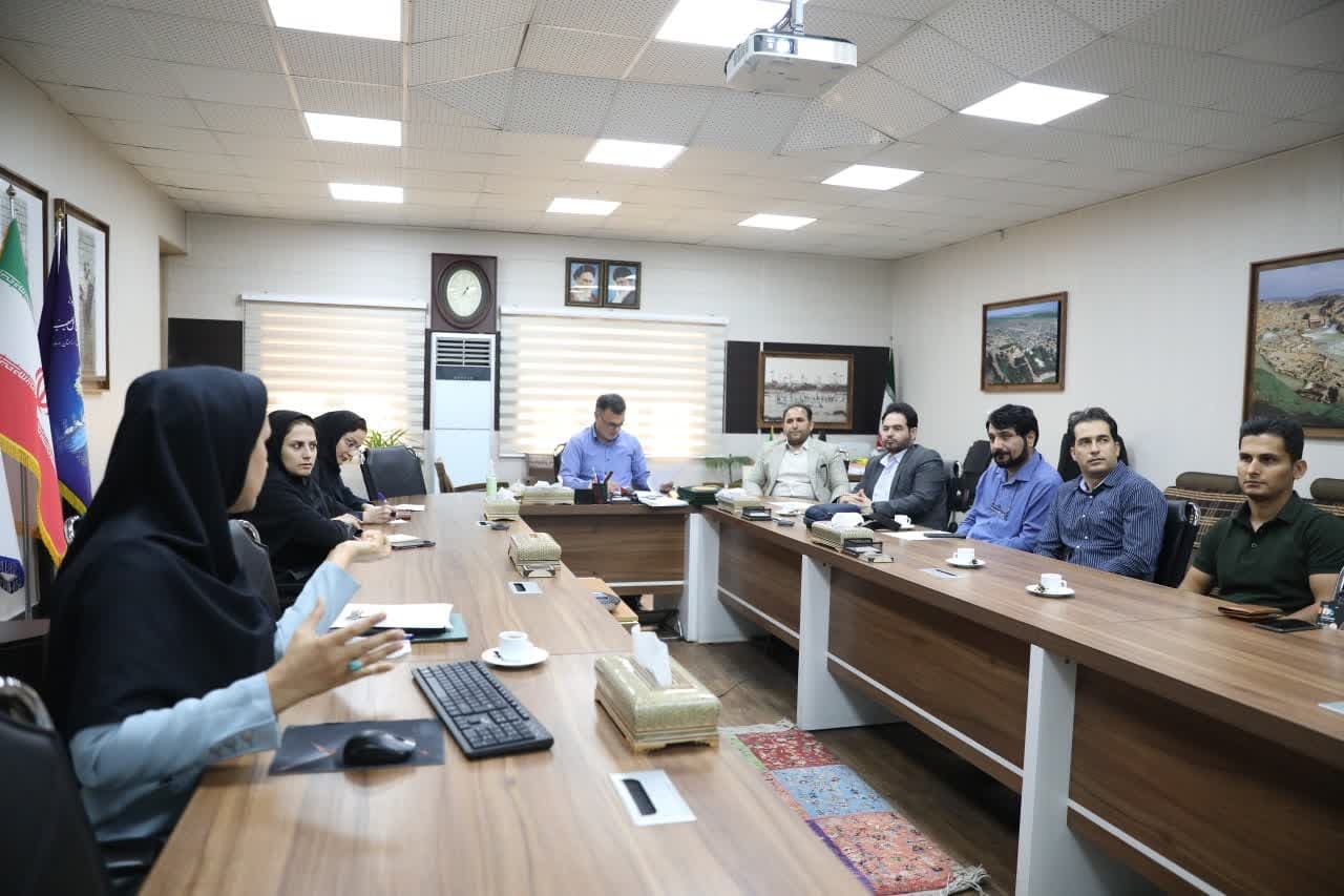 لزوم اجرای گشتهای پرندهنگری توسط بخش خصوصی/ زیرساختهای تالاب هویزه با هدف پرندهنگری فعال میشود