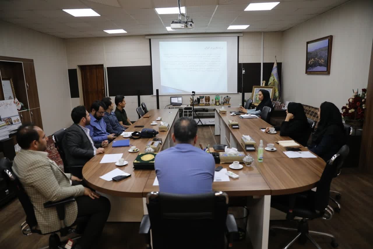 لزوم اجرای گشتهای پرندهنگری توسط بخش خصوصی/ زیرساختهای تالاب هویزه با هدف پرندهنگری فعال میشود