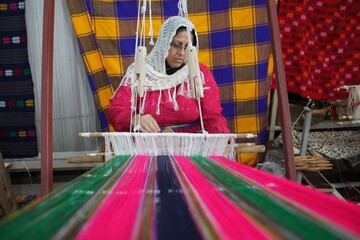 حضور هنرمندان استان گیلان در نمایشگاه ملی صنایع‌دستی