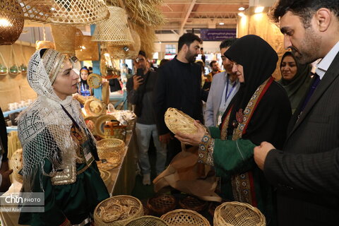 در حاشیه سی و هفتمین نمایشگاه ملی صنایع‌دستی