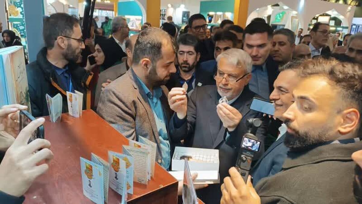 استقبال از نمایشگاه ملی صنایعدستی سیوهفتم بینظیر بود