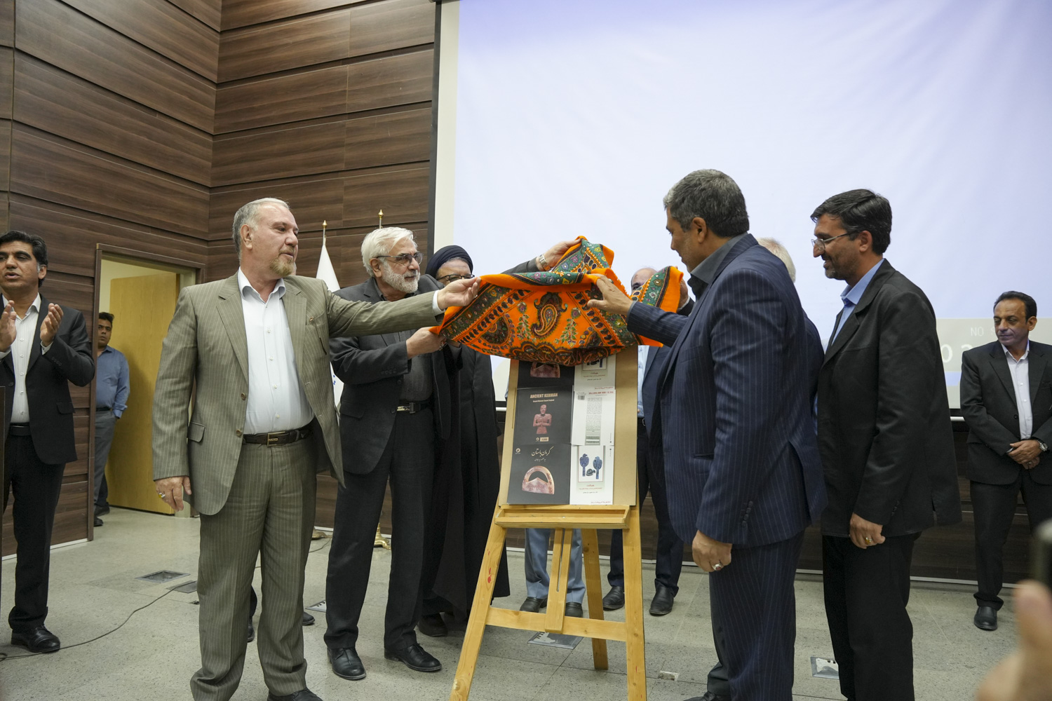 قدردانی از مدیرکل بازرسی استان کرمان توسط موسسه بینالمللی ایکوموس