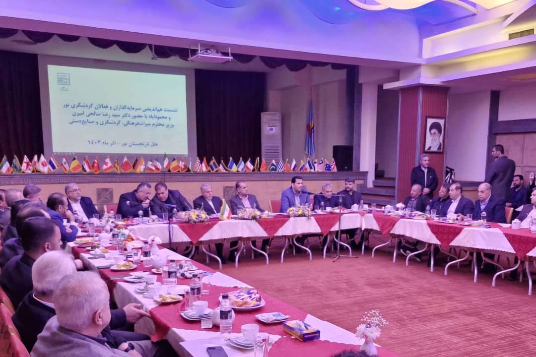 تعامل با دنیا، منافع و امنیت ملی باید در یک مسیر باشند/ برای ورود گردشگران به کشور دیپلماسی پویایی را آغاز کرده‌ایم/ نباید وفاق به شعار تبدیل شود