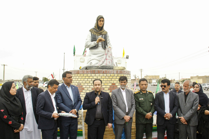 نماد خامهدوزی در شهر ادیمی سیستان و بلوچستان رونمایی شد نماد خامهدوزی در شهر ادیمی سیستان و بلوچستان رونمایی شد
