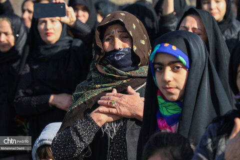 تشییع و خاکسپاری پیکر مطهر شهید گمنام دفاع مقدس در روستای خلیفه لو