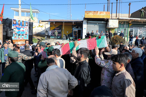 تشییع و خاکسپاری پیکر مطهر شهید گمنام دفاع مقدس در روستای خلیفه لو