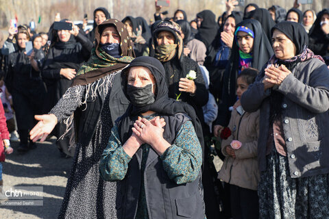 تشییع و خاکسپاری پیکر مطهر شهید گمنام دفاع مقدس در روستای خلیفه لو