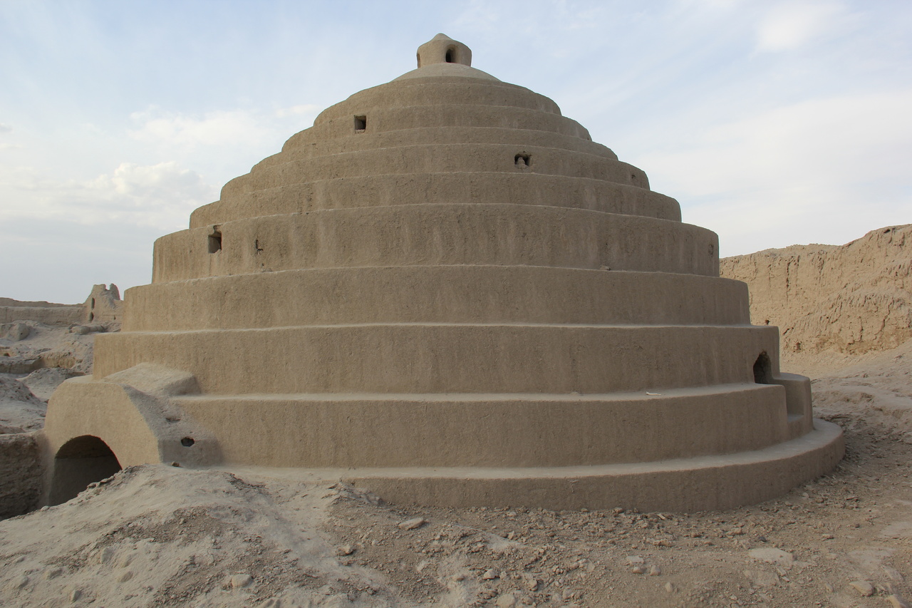 نمادی اساطیری بهجا مانده از دوران سلجوقی تا صفوی در سیستان/ «قلعهرستم» عظیمترین قلعه دوران اسلامی