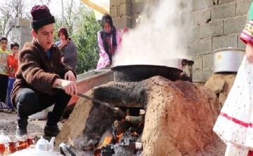 اربا دوشاب، عصاره‌ای شیرین از جنگل‌های گیلان با قدمتی بیش از یک هزار سال