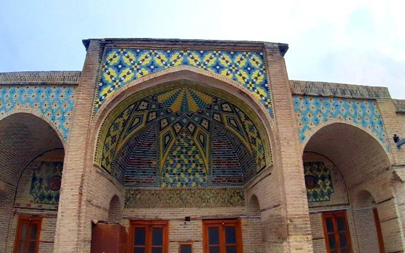 کاروانسرای دخان در داخل بافت کهن زنجان