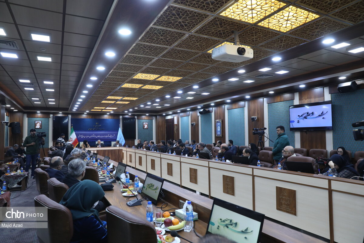 رشد ۱۱ درصدی صادرات صنایعدستی در ۸ ماهه امسال/ ضرورت ایجاد مرکز رشد در صنایعدستی