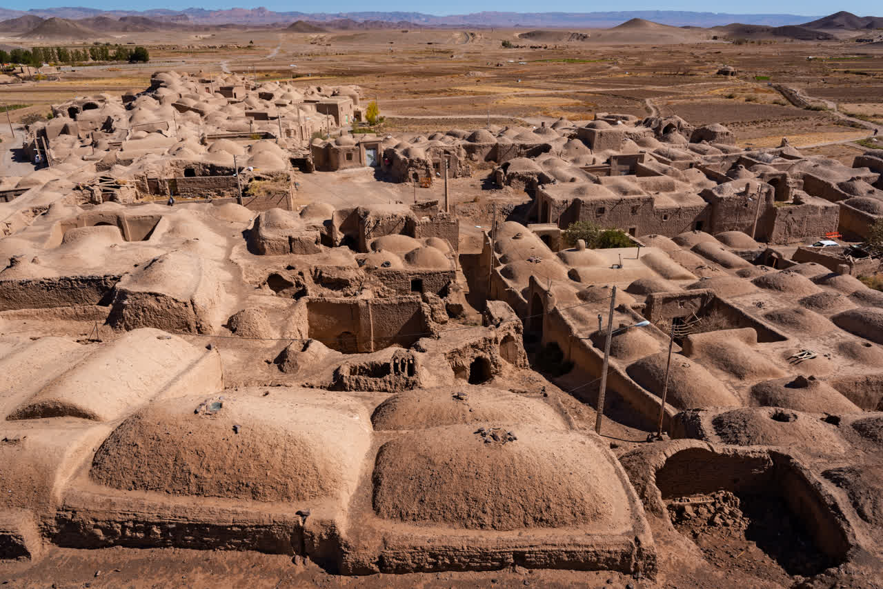 روستای تاریخی خور نگین کویر خراسان جنوبی