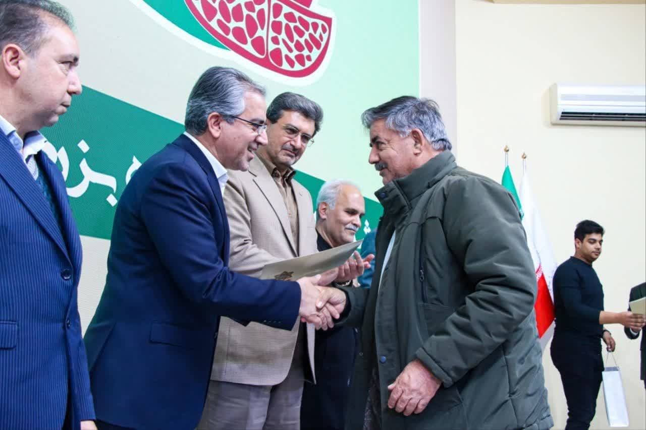 برگزاری جشن یلدای خانواده بزرگ صنایعدستی استان یزد