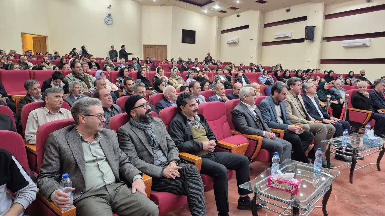 برگزاری جشن یلدای خانواده بزرگ صنایعدستی استان یزد