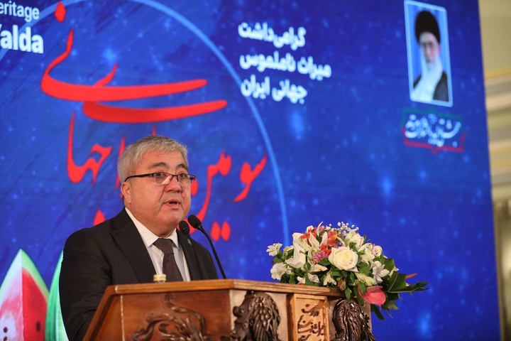 سفیر قرقیزستان در ایران: یلدا نماد احترام به طبیعت، خانواده و فرهنگ است/ حجتالاسلام نقویان: مهمترین محور جامعه خانواده است