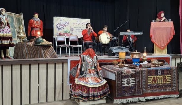 جشنواره آیینی شب چله در شهرستان قوچان برگزار شد