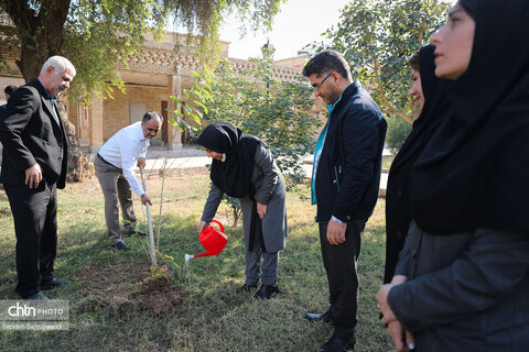 تکریم بانوان اداره‌کل میراث‌فرهنگی، گردشگری و صنایع‌دستی خوزستان به مناسبت روز زن