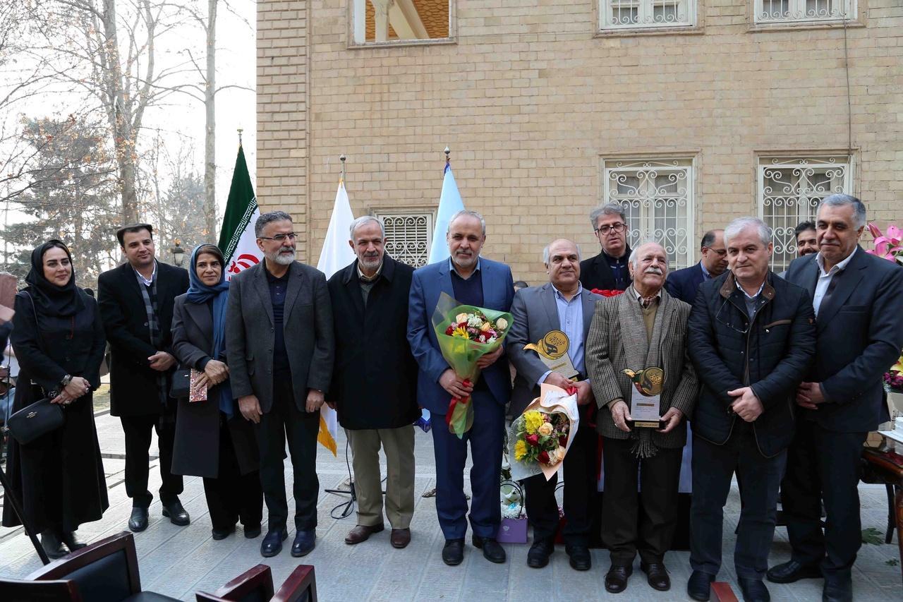 شرح شوق در خطوط شکسته شرح شوق در خطوط شکسته