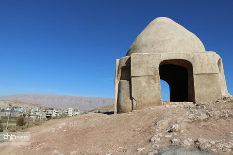 چهارطاقی یادگار هزار ساله ساسانیان در دره شهر