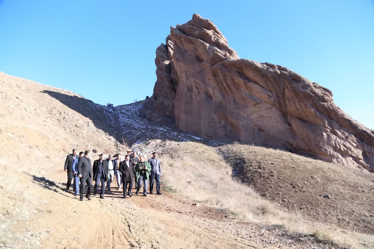 بازدید استاندار قزوین از منطقهالموت و قلعه تاریخی حسن صباح