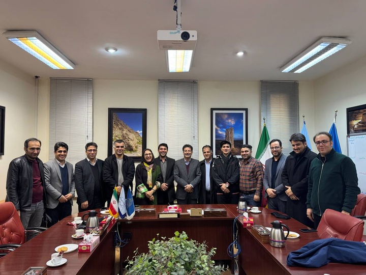 دیدار رئیس پژوهشگاه با فعالان گردشگری و میراث‌فرهنگی غرب کشور