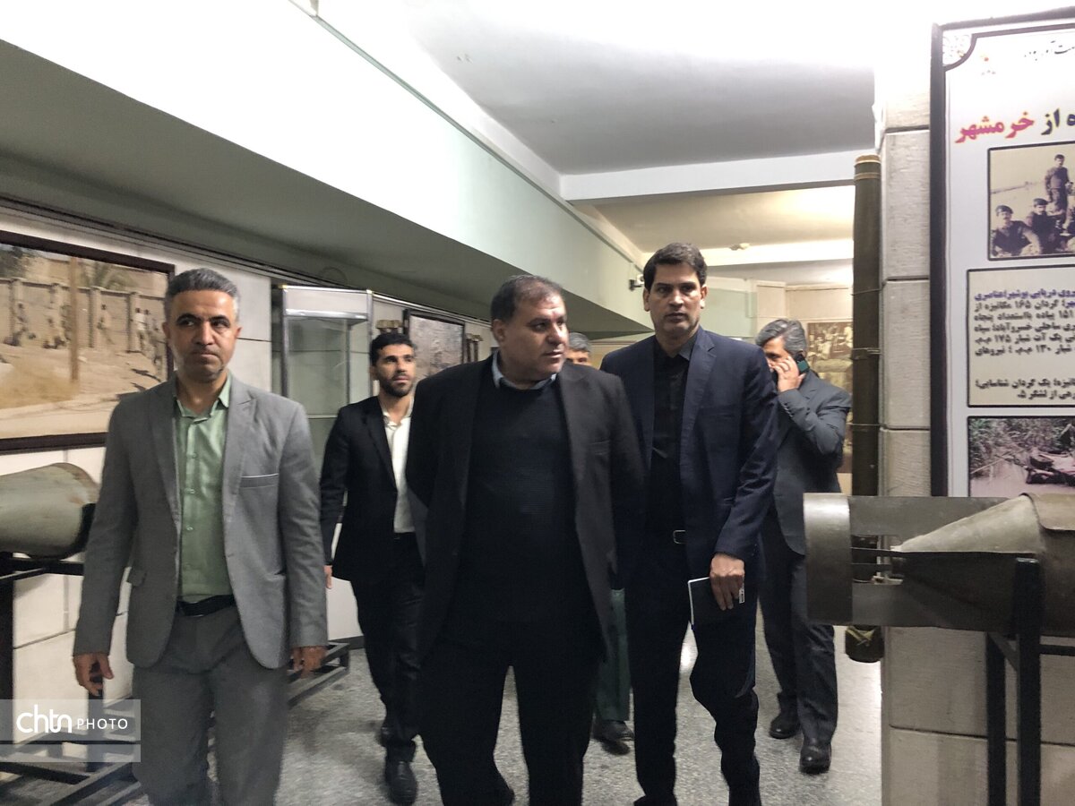 بررسی چالشهای حوزههای ۳گانه میراثفرهنگی، گردشگری و صنایعدستی خرمشهر در حضور معاون وزیر