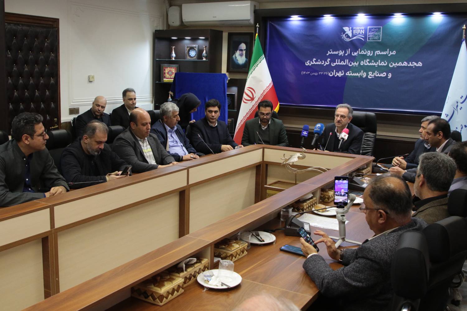 تبلیغات برای نمایشگاه گردشگری ضروری است/ «صلح اقوام ایرانی و وفاق ملی» شعار نمایشگاه امسال/ سیاست دولت چهاردهم استفاده همهجانبه از ظرفیتهای گردشگری است