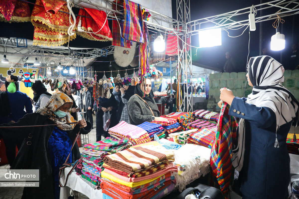 جشنواره بین استانی اقوام، صنایع‌دستی و سوغات به میزبانی اهواز در حال برگزاری است