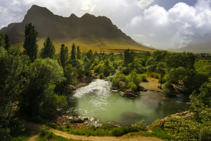 شازند مقصدی جذاب برای گردشگران