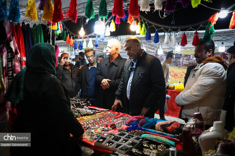 بازدید مدیرکل میراث‌فرهنگی خوزستان از جشنواره بین استانی اقوام، صنایع‌دستی و سوغات در اهواز