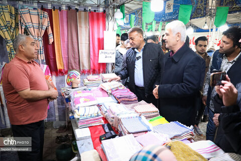 بازدید مدیرکل میراث‌فرهنگی خوزستان از جشنواره بین استانی اقوام، صنایع‌دستی و سوغات در اهواز