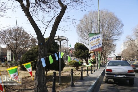 تزیین شهر تبریز به مناسبت چهل و ششمین دهه فجر انقلاب اسلامی